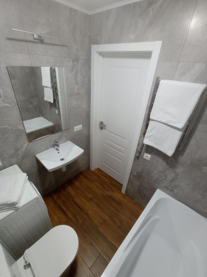 N.A.N. Apartments City Centre Kiew Exterior foto