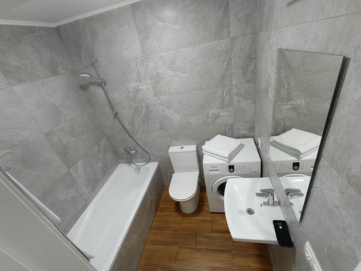 N.A.N. Apartments City Centre Kiew Exterior foto